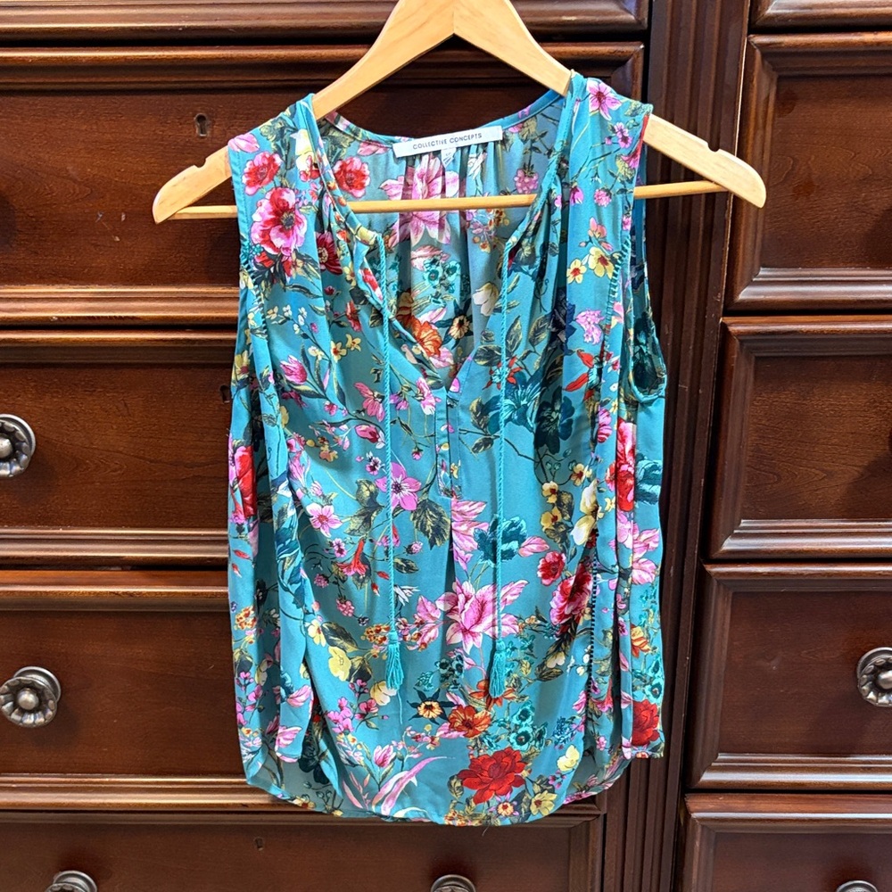Collective Concepts Teal Floral Blouse
